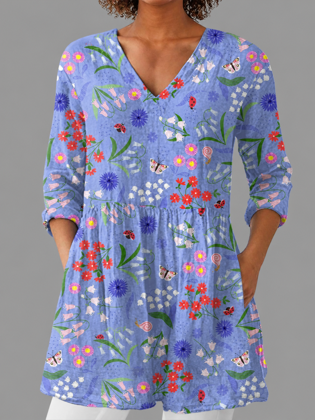Ariadna- Blusa larga de corte A con escote en V