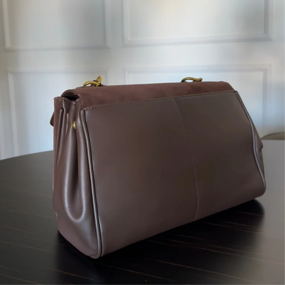 Fabiana- Bolso de cuero genuino