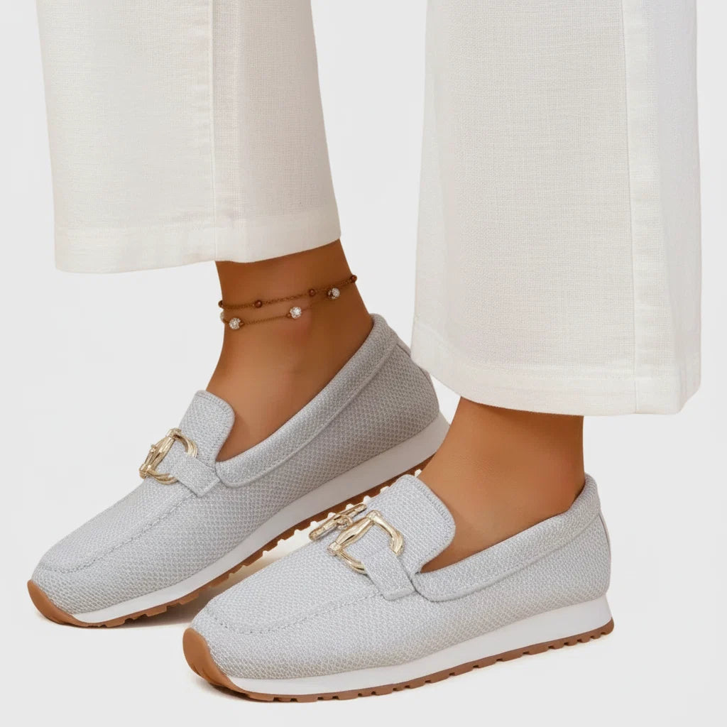 Clara- Zapatilla estilo mocasin