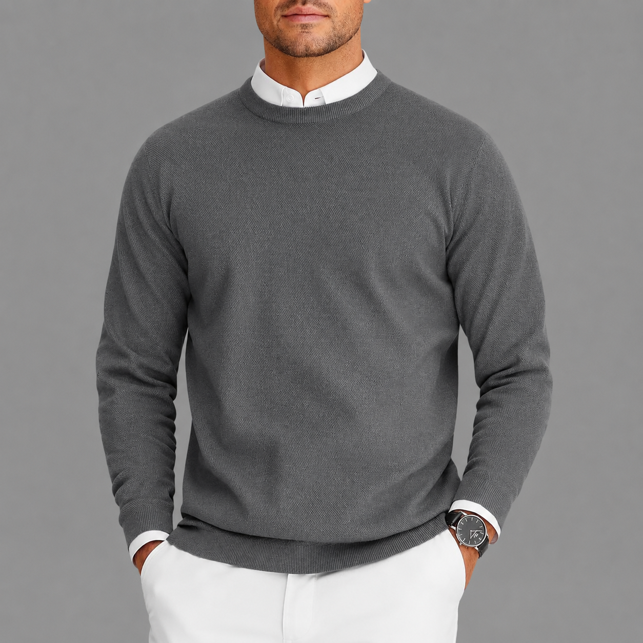 Adrián- Suéter hombre cuello redondo blanco – estilo clásico elegante cómodo diario