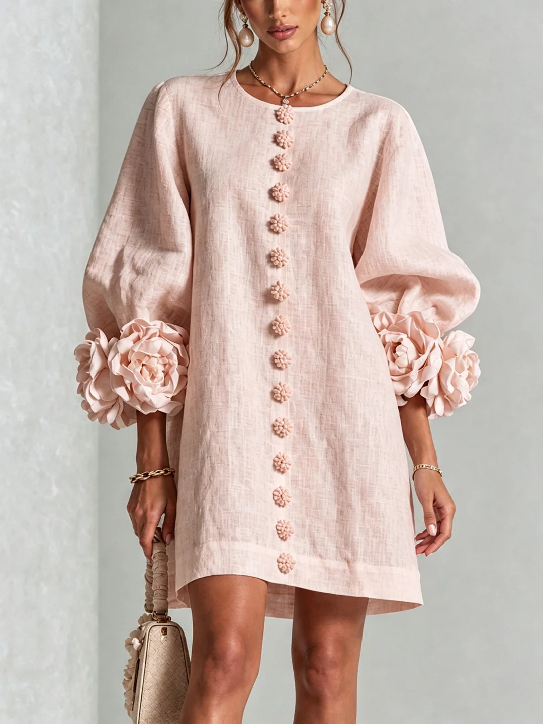 Romo- Minivestido con mangas y botones florales