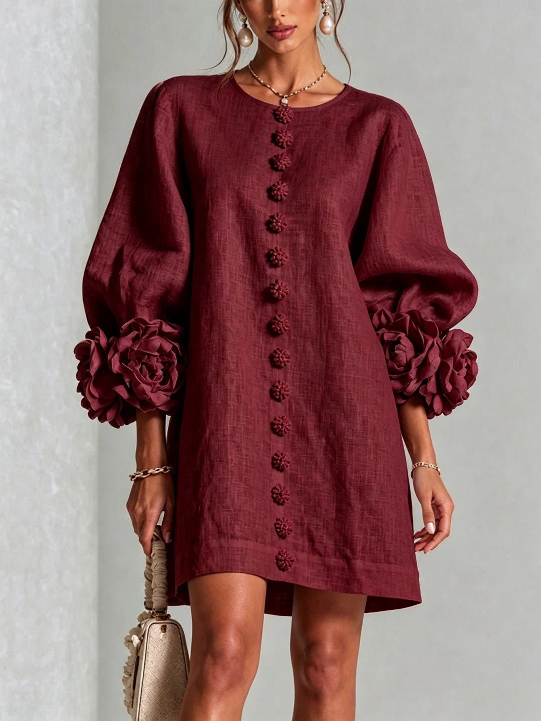 Romo- Minivestido con mangas y botones florales