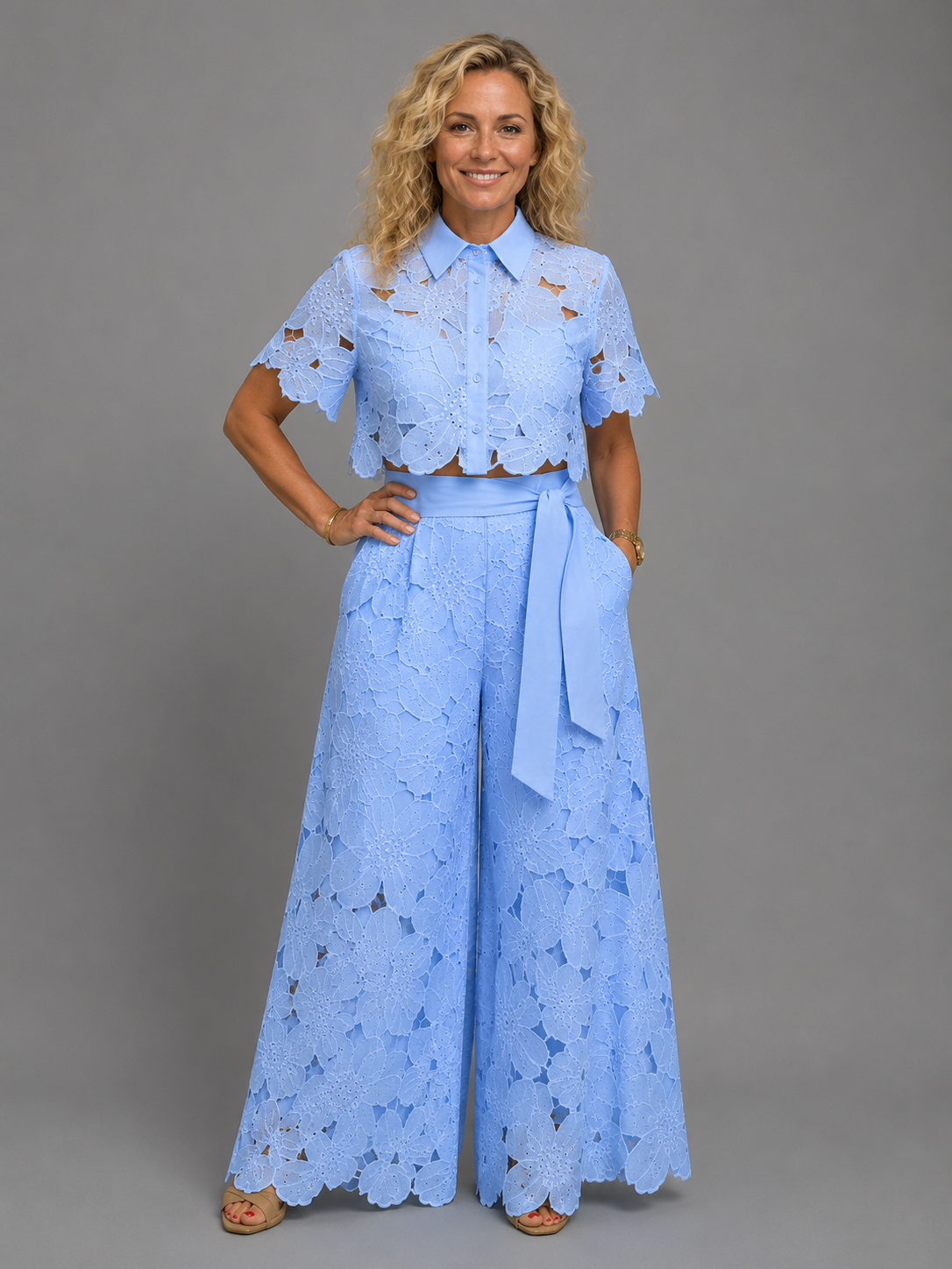 Elisa- Conjunto elegante con detalles florales calados