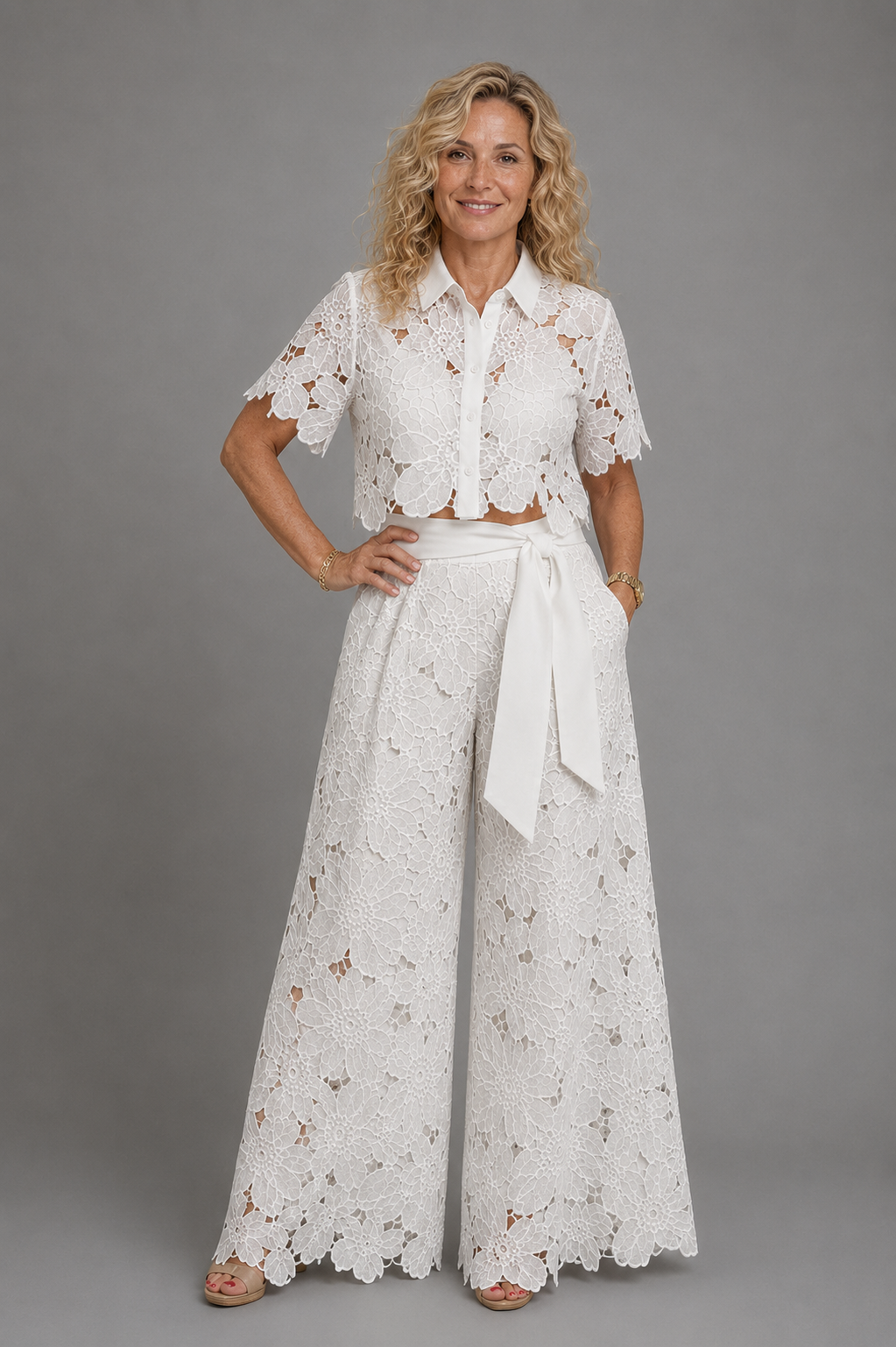 Elisa- Conjunto elegante con detalles florales calados